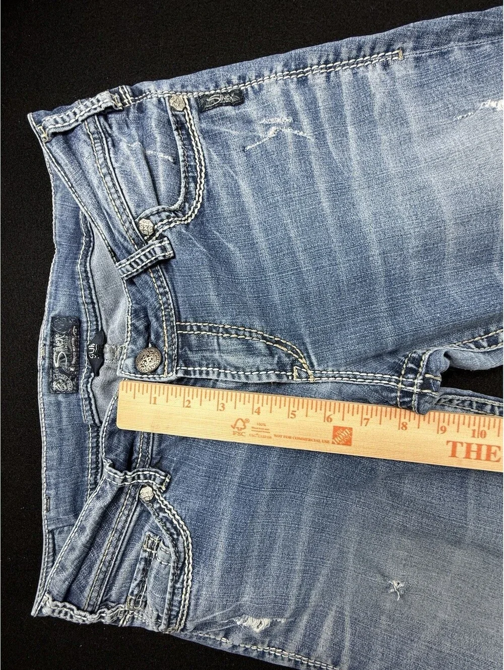 Silver Jeans Co. Men’s Suki Blue Light Wash Slim Bootcut Jeans Distressed